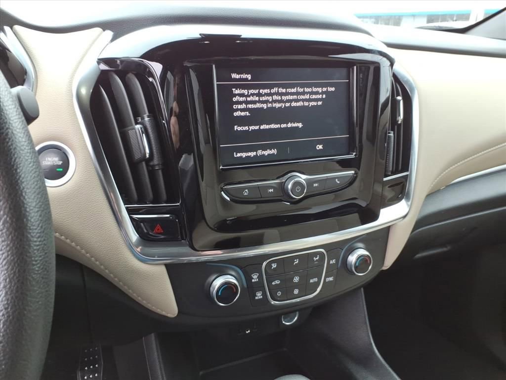 Used 2023 Chevrolet Traverse LS image 23