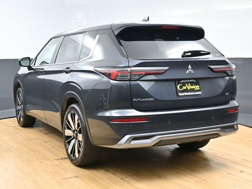 Used 2025 Mitsubishi Outlander SE AWD/4WD image 7