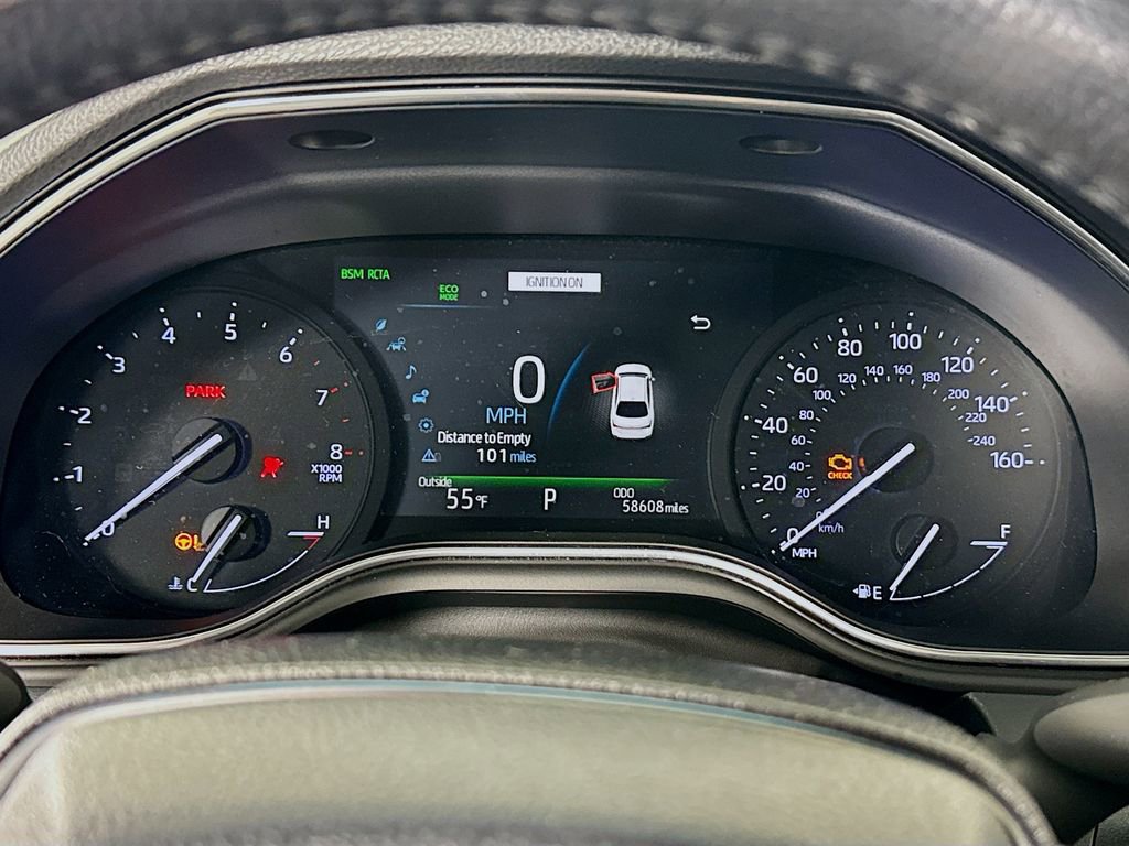 Certified 2019 Toyota Avalon XLE w/ Moonroof Package image 14