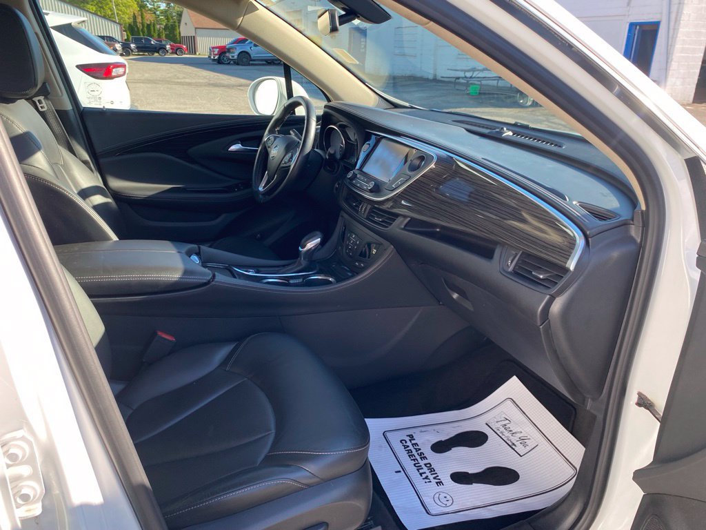 Used 2018 Buick Envision Essence FWD image 39