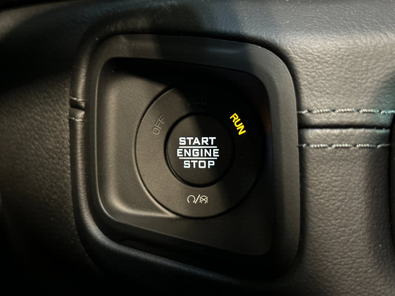 New 2025 Jeep Wrangler Sahara w/ Safety Group AWD/4WD image 22