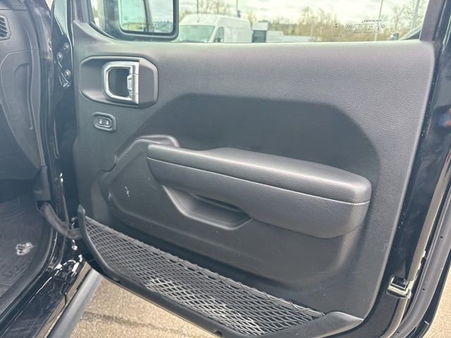 Used 2023 Jeep Wrangler Unlimited AWD/4WD image 8