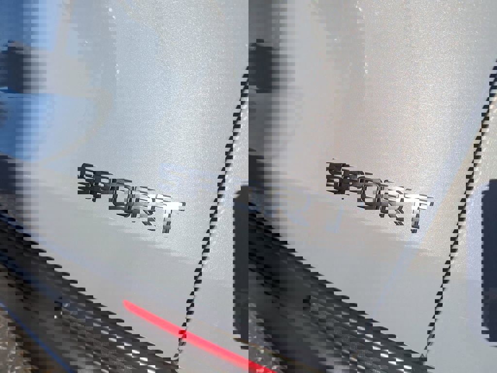 Used 2025 Honda HR-V Sport image 7