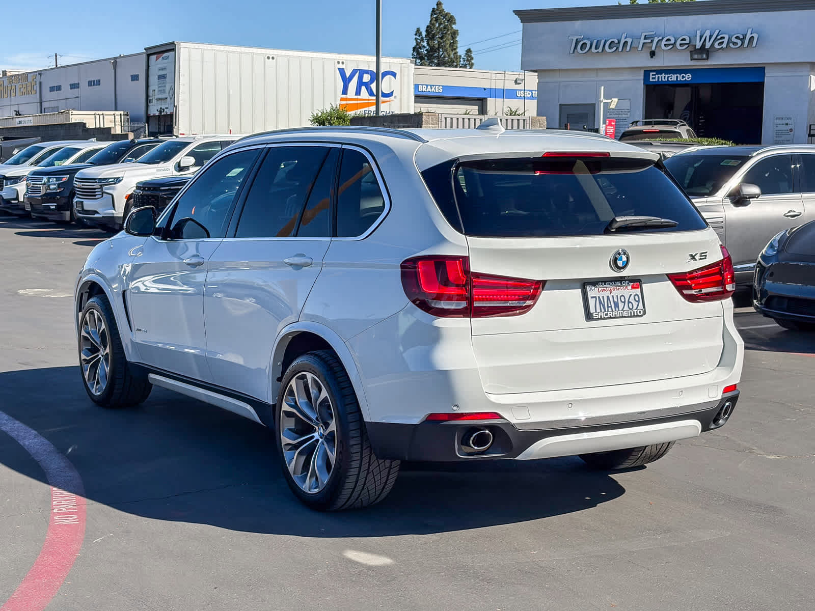 Used 2014 BMW X5 xDrive35d image 2