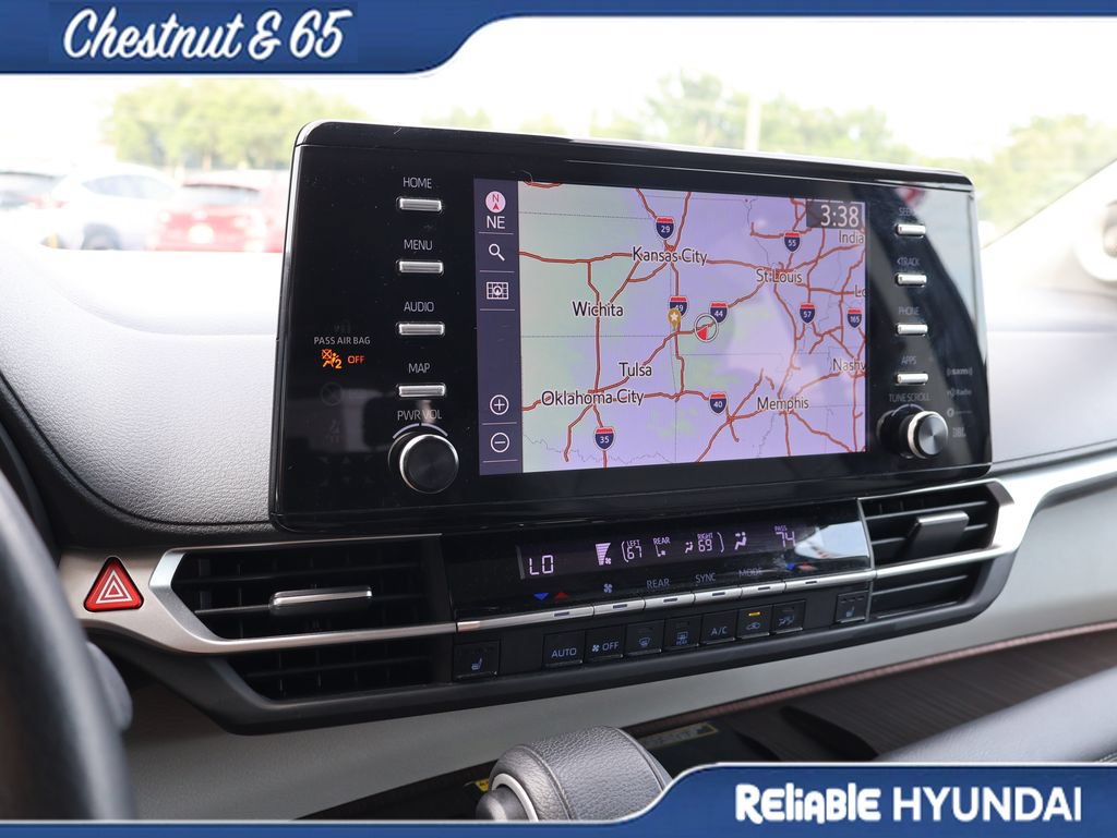 Used 2022 Toyota Sienna XLE w/ XLE Plus Package FWD image 34