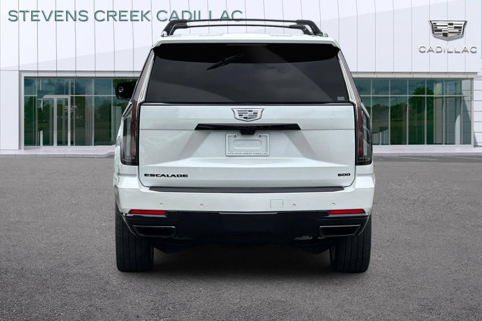 Certified 2025 Cadillac Escalade ESV Sport Platinum w/ LPO, ONYX Package AWD/4WD image 4