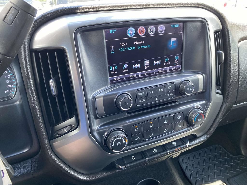 Used 2018 Chevrolet Silverado 2500 LT AWD/4WD image 17