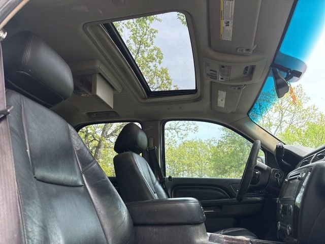 Used 2012 GMC Yukon Denali image 16