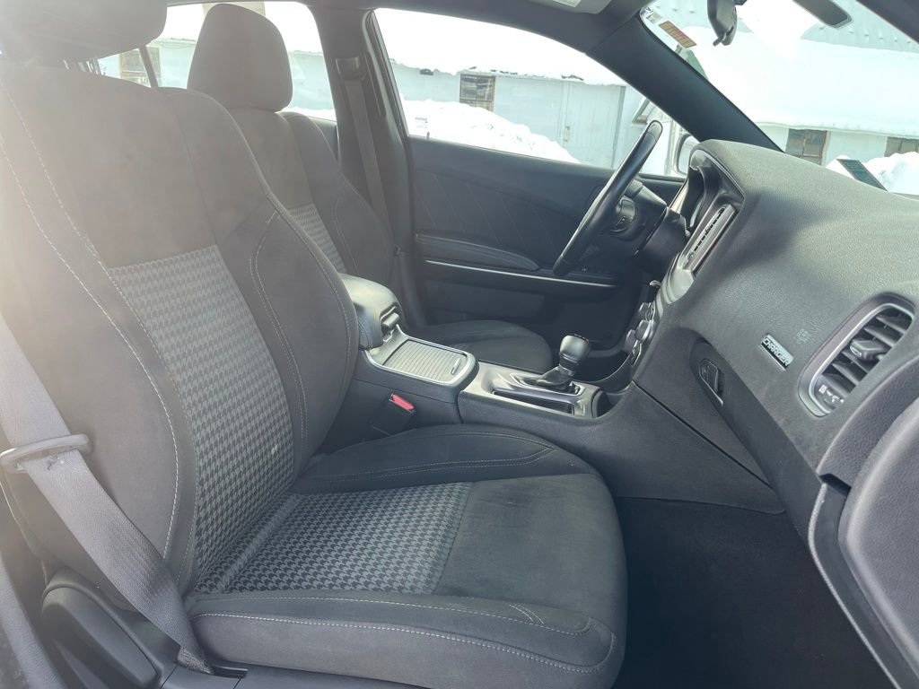 Used 2023 Dodge Charger SXT image 25