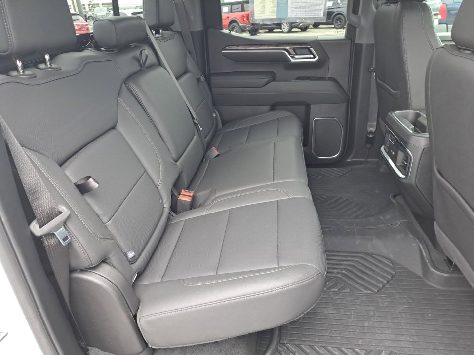 Certified 2025 Chevrolet Silverado 1500 LTZ w/ LTZ Premium Package image 14