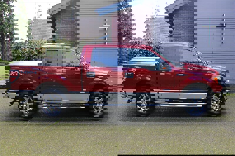 Used 2013 Ford F150 XLT w/ Luxury Equipment Group image 12