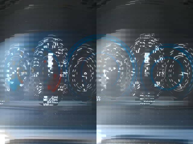 Used 2017 Jaguar XJ image 39