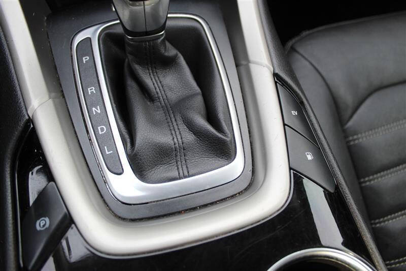 Used 2014 Ford Fusion Energi SE FWD image 26