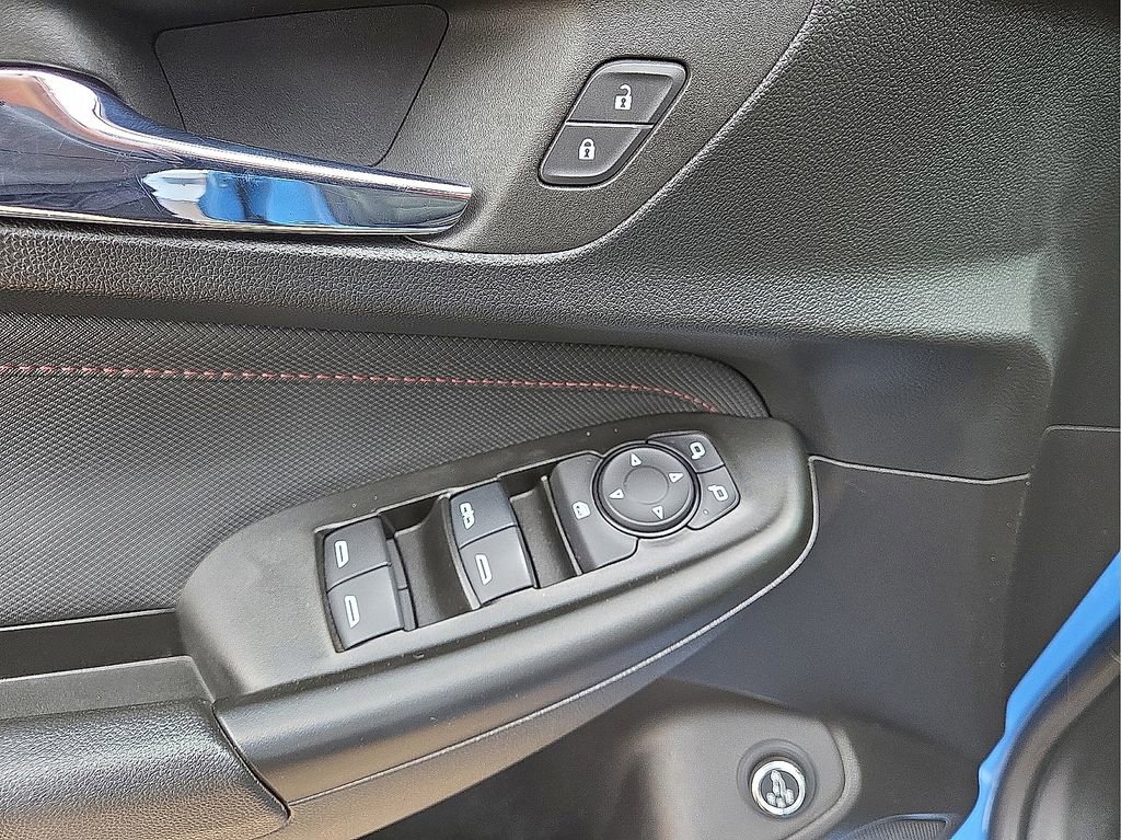 Used 2023 Chevrolet TrailBlazer RS w/ Sun and Liftgate Package image 21