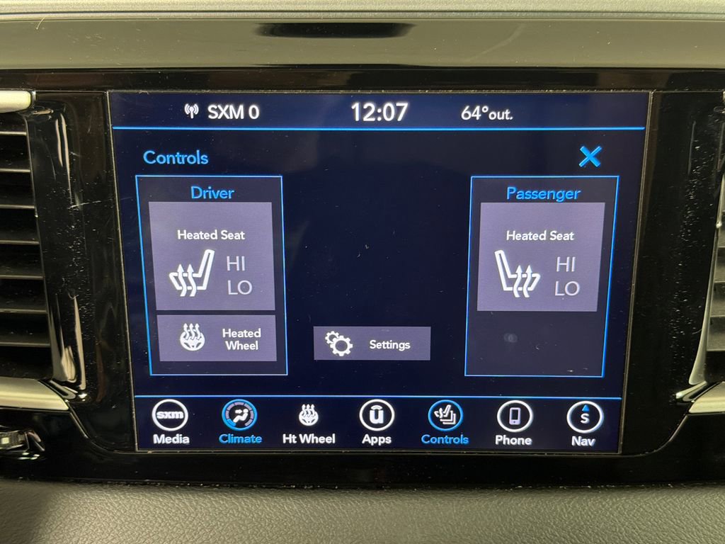 Used 2020 Chrysler Pacifica Touring-L w/ S Appearance Package FWD image 30