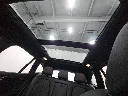 Used 2019 BMW X1 xDrive28i w/ Convenience Package AWD/4WD image 17