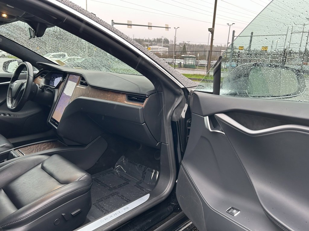 Used 2020 Tesla Model S Long Range Plus image 15
