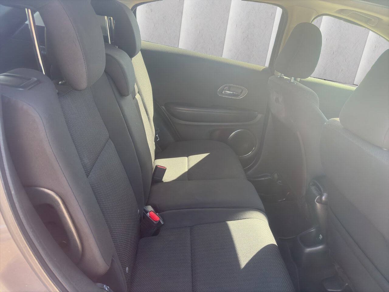 Used 2016 Honda HR-V EX image 16