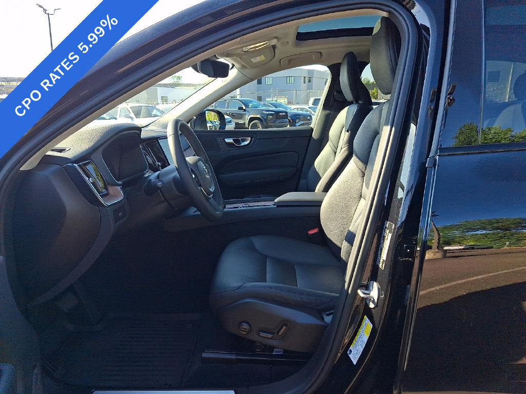 Certified 2024 Volvo XC60 B5 Plus w/ Protection Package Premier AWD/4WD image 15