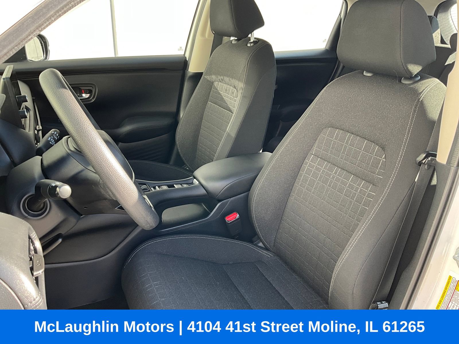 Used 2023 Honda HR-V LX image 7