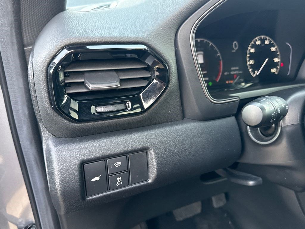 Certified 2025 Honda Pilot TrailSport image 24