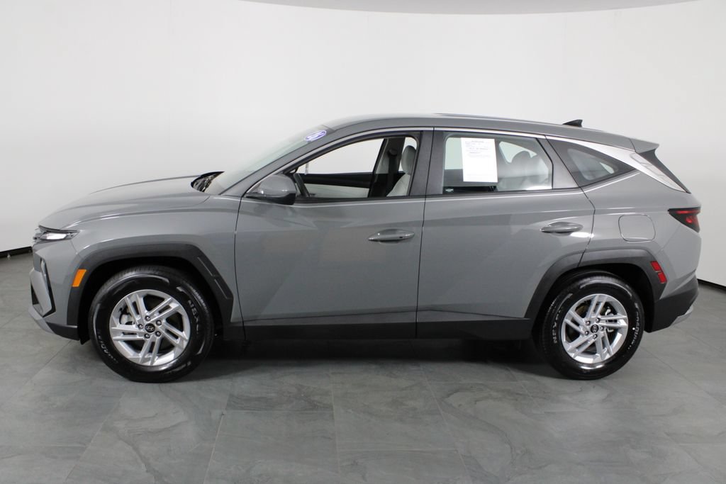 Certified 2026 Hyundai Tucson SE FWD image 12