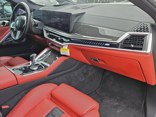 Used 2024 BMW X6 M Competition w/ Executive Package image 18