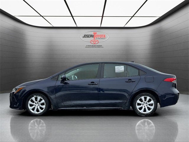 Used 2024 Toyota Corolla LE image 2
