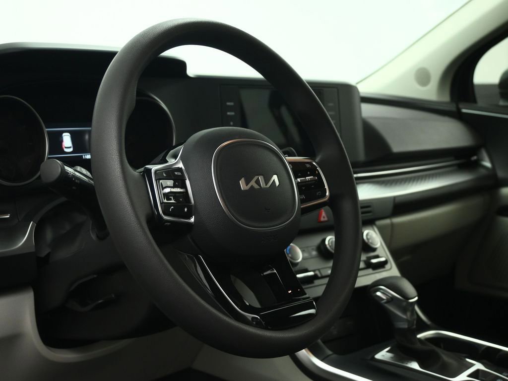Used 2024 Kia Carnival LX image 51