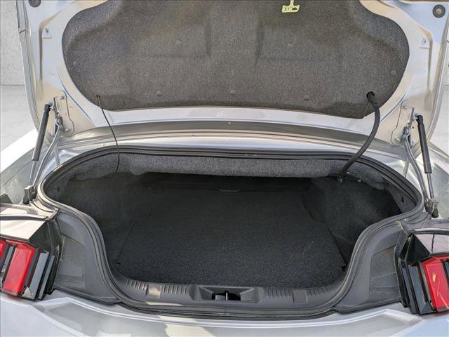 Used 2025 Ford Mustang Premium image 6