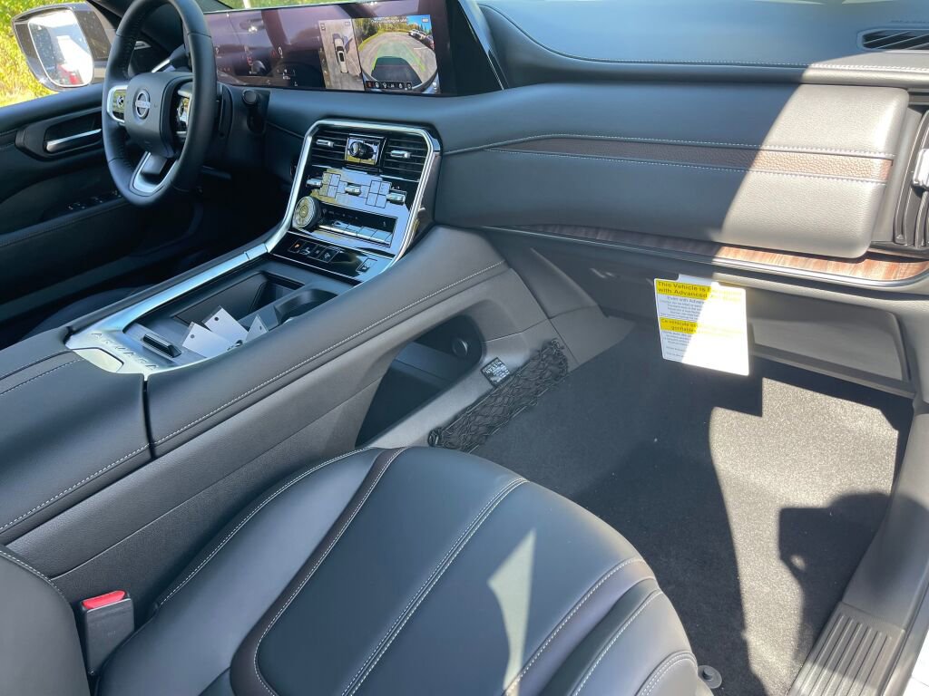 New 2026 Nissan Armada SL w/ Captain's Chari Seat Package image 19