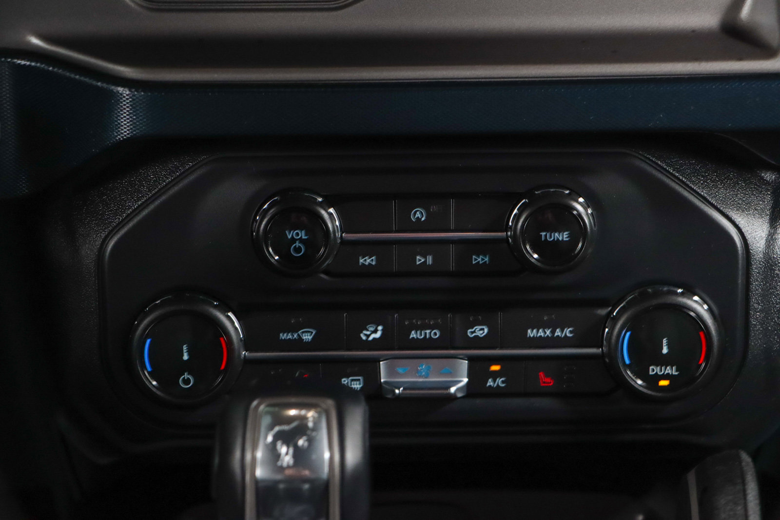 Used 2022 Ford Bronco Outer Banks image 21