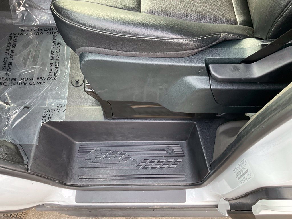 Used 2023 Ford E-Transit Medium Roof RWD image 21