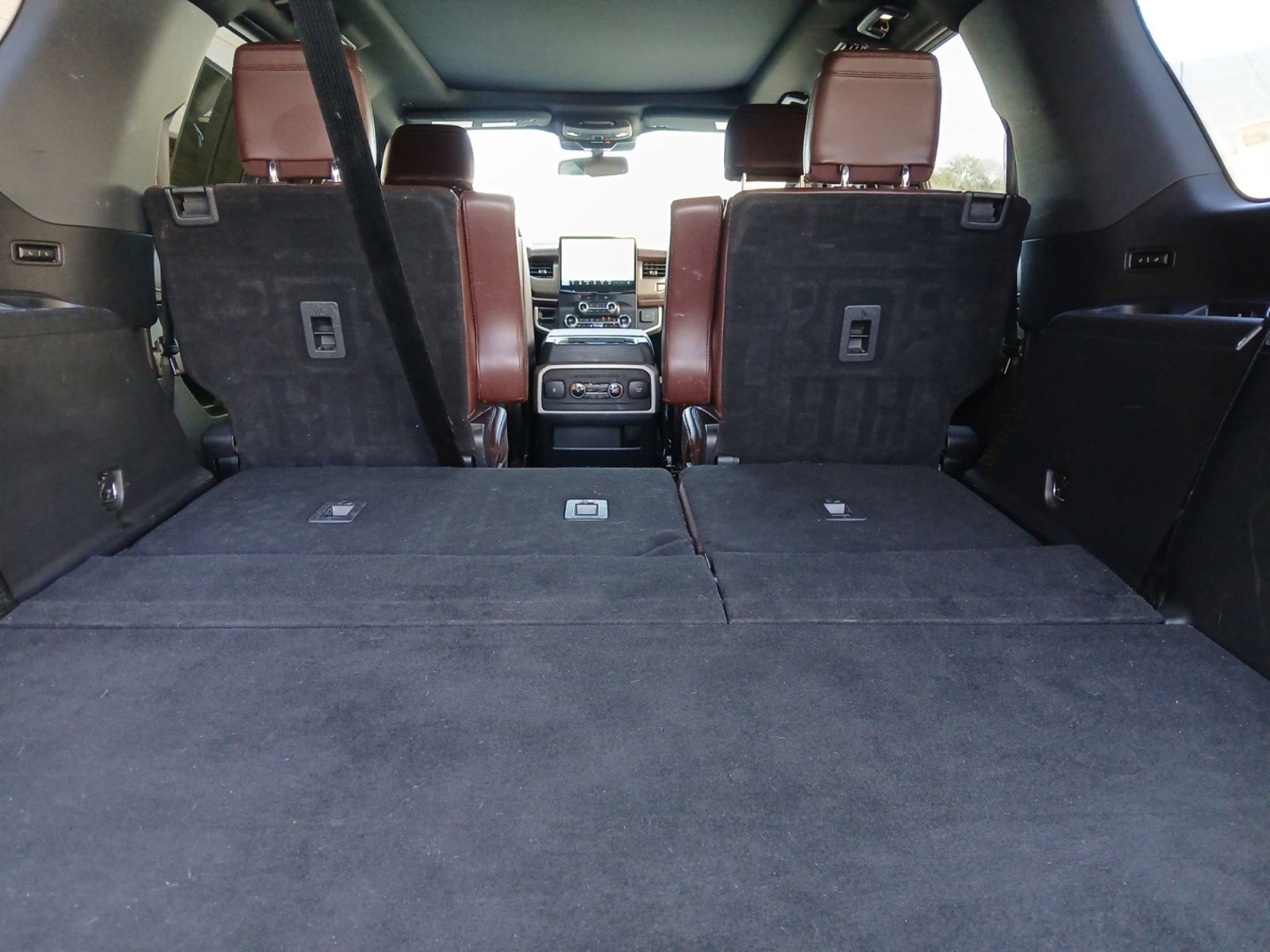 Used 2022 Ford Expedition Max Limited image 47