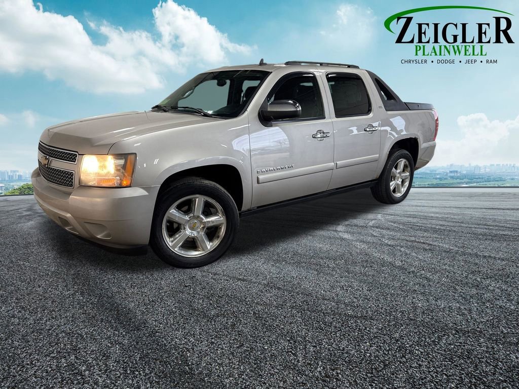 Used 2007 Chevrolet Avalanche LTZ w/ LTZ Preferred Equipment Group image 33