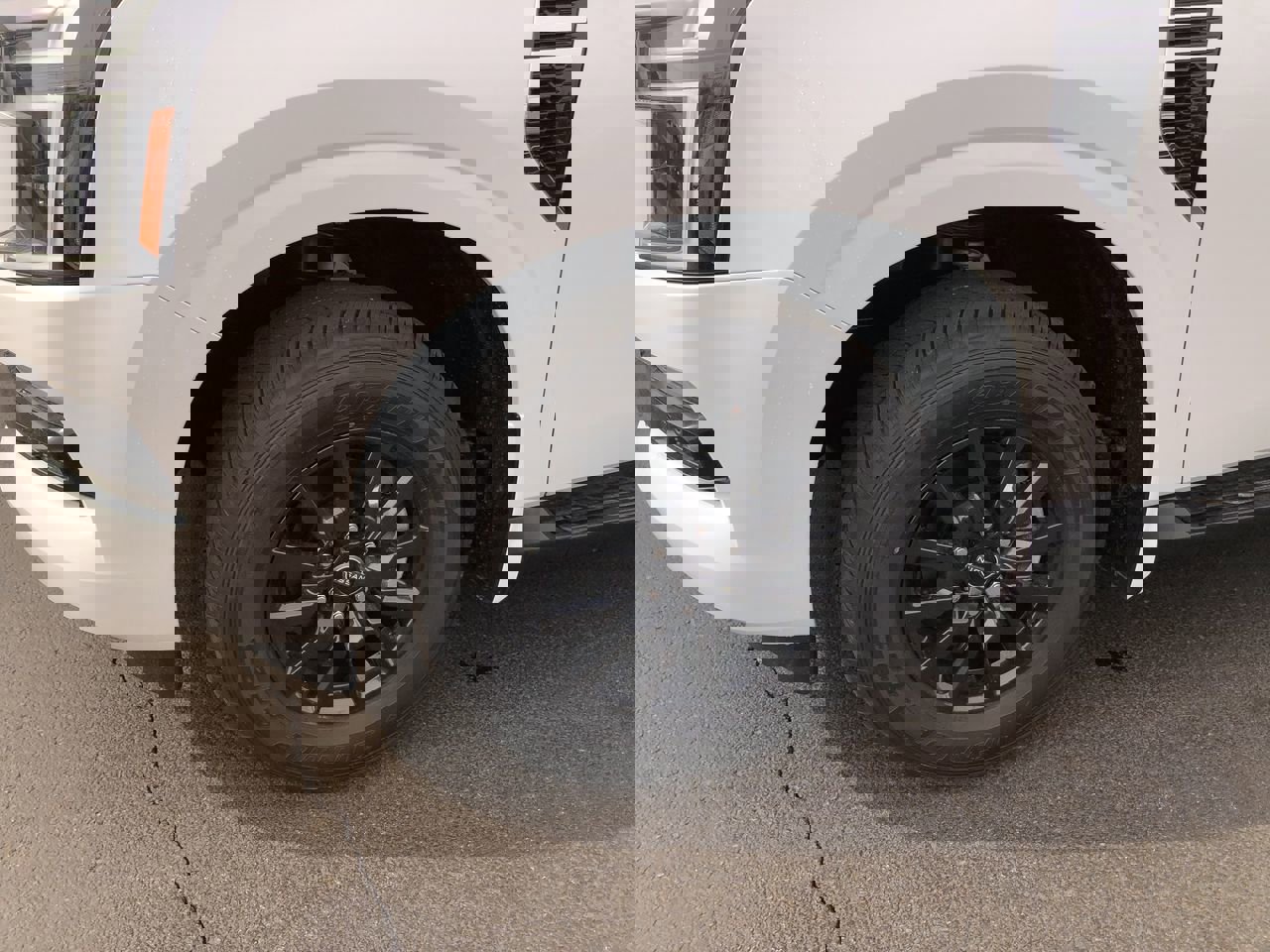 New 2026 Nissan Armada SV image 10