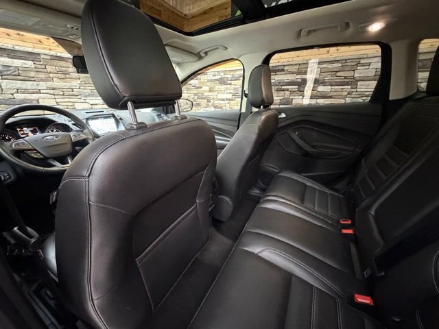 Used 2018 Ford Escape Titanium AWD/4WD image 33
