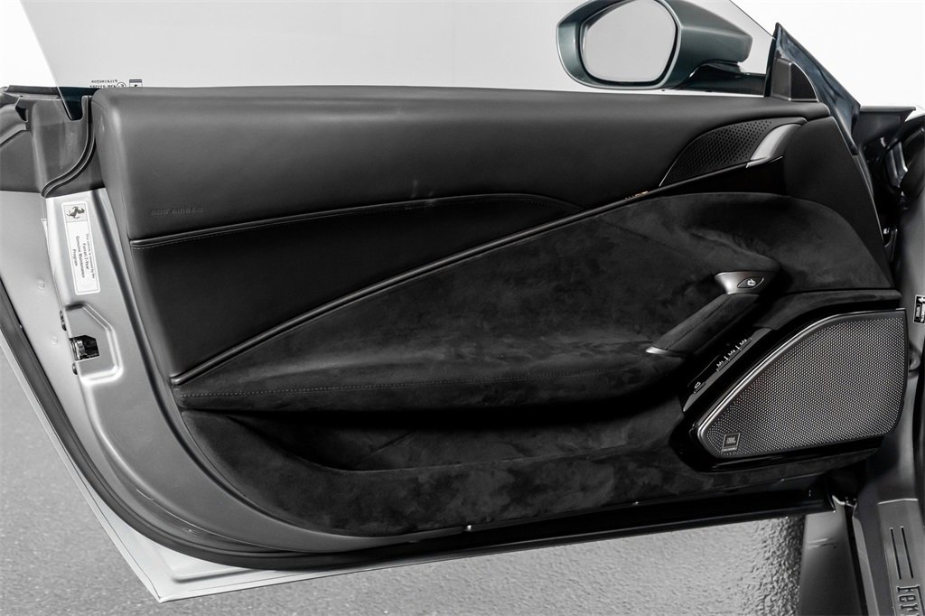 Used 2022 Ferrari Roma image 49