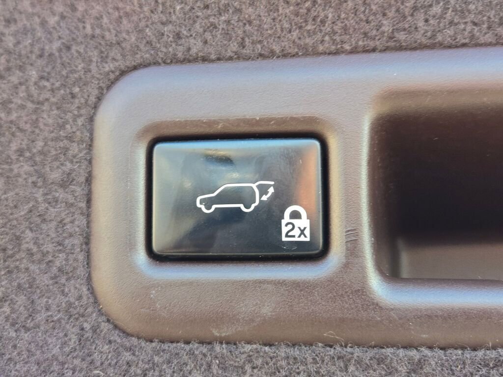 Used 2018 Lexus RX 350L FWD image 16