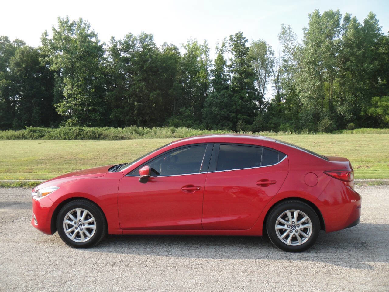 Used 2017 MAZDA MAZDA3 Sport w/ Preferred Equipment Package image 5