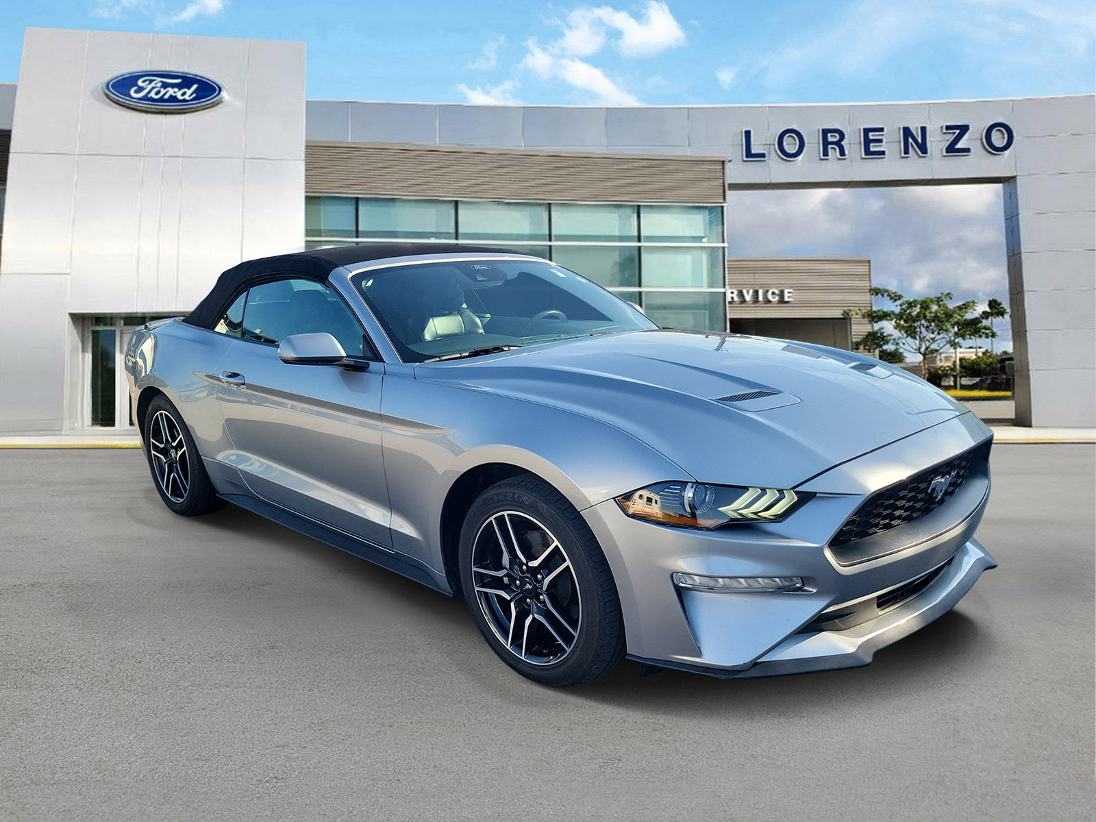 Used 2023 Ford Mustang Premium RWD image 3