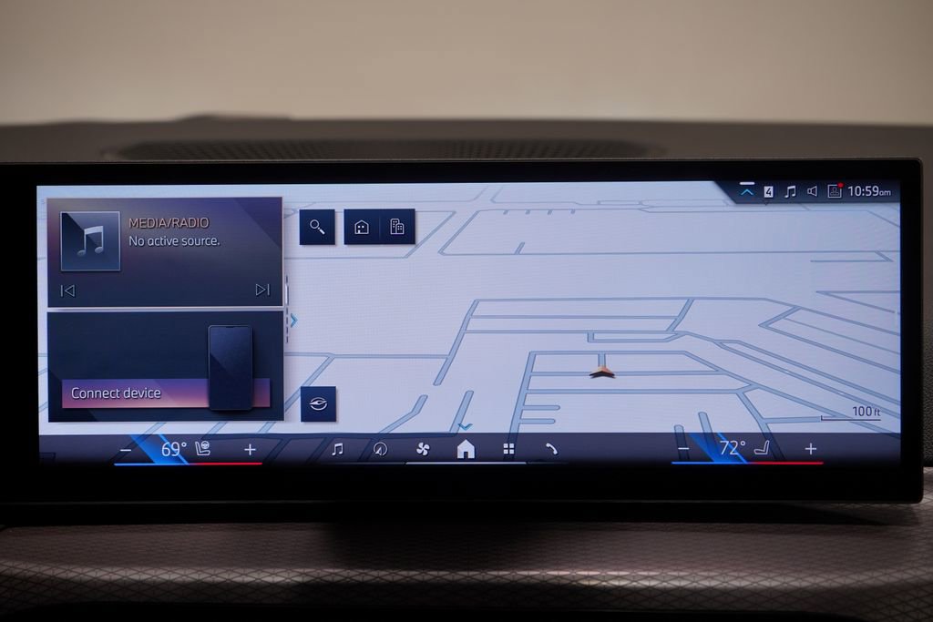 Used 2025 BMW 430i Coupe w/ M Sport Package image 12