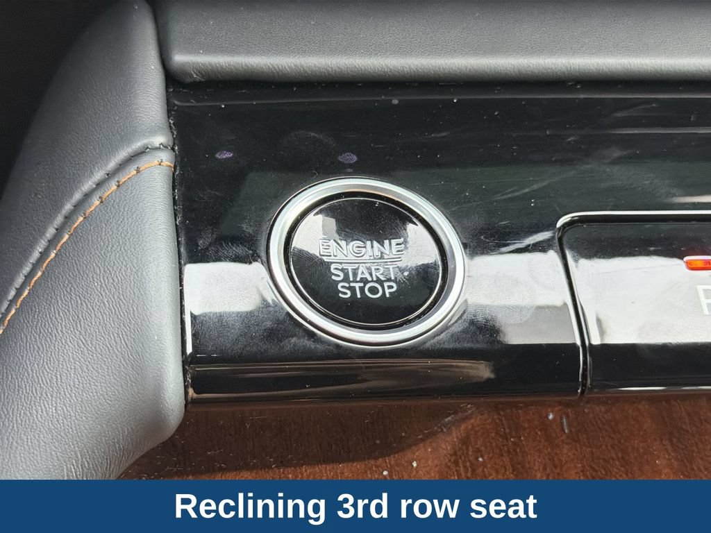 Used 2025 Lincoln Navigator L Black Label AWD/4WD image 19