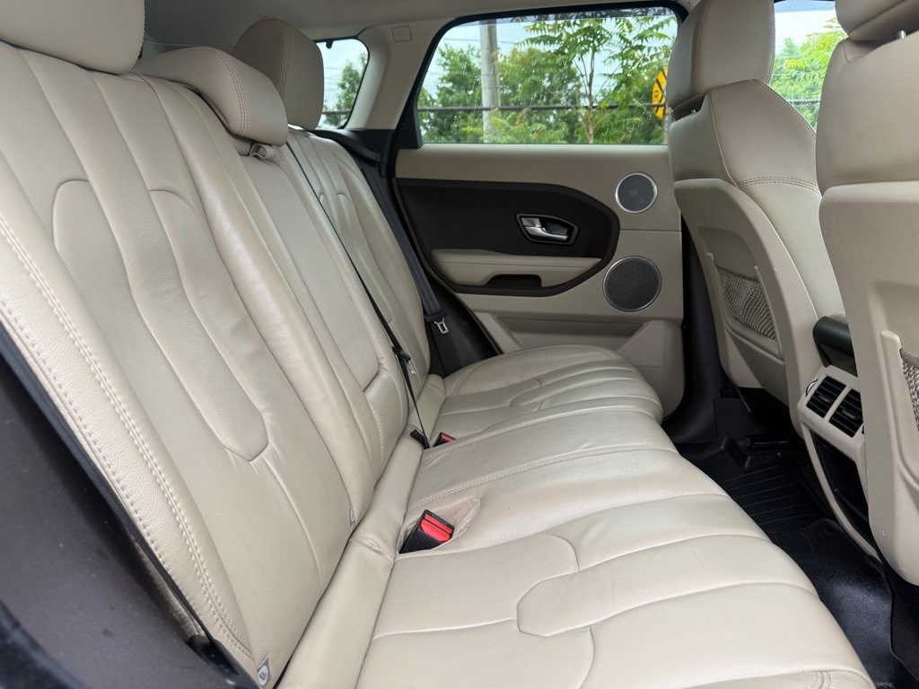 Used 2013 Land Rover Range Rover Evoque Pure Premium AWD/4WD image 12