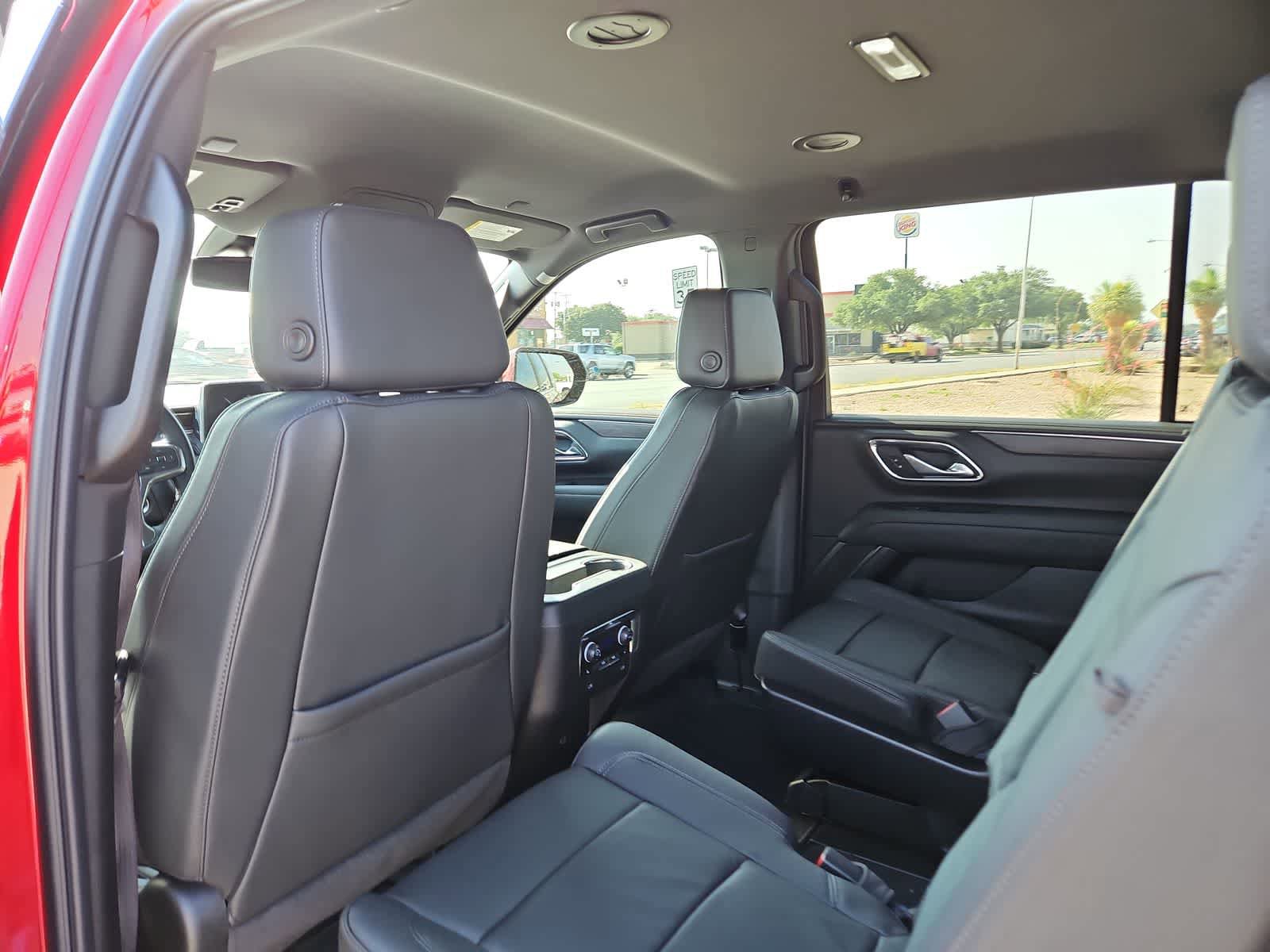 Used 2024 Chevrolet Suburban LT w/ Luxury Package AWD/4WD image 20