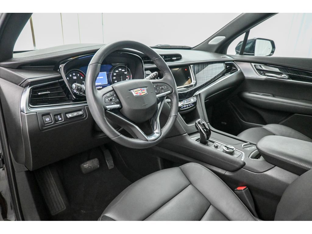 Certified 2023 Cadillac XT6 Premium Luxury w/ Technology Package image 9