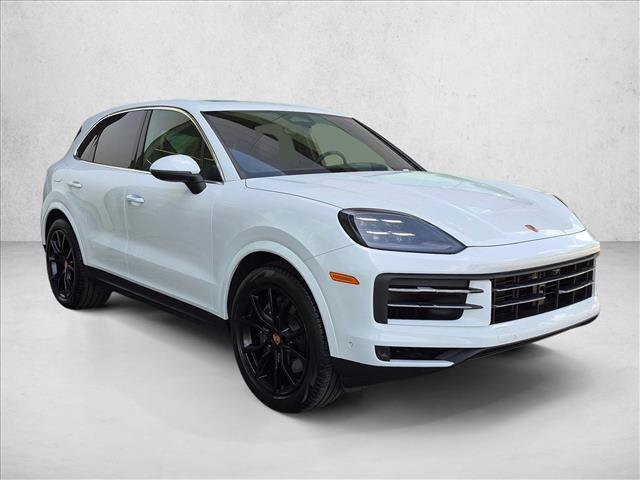 Used 2026 Porsche Cayenne AWD/4WD image 3