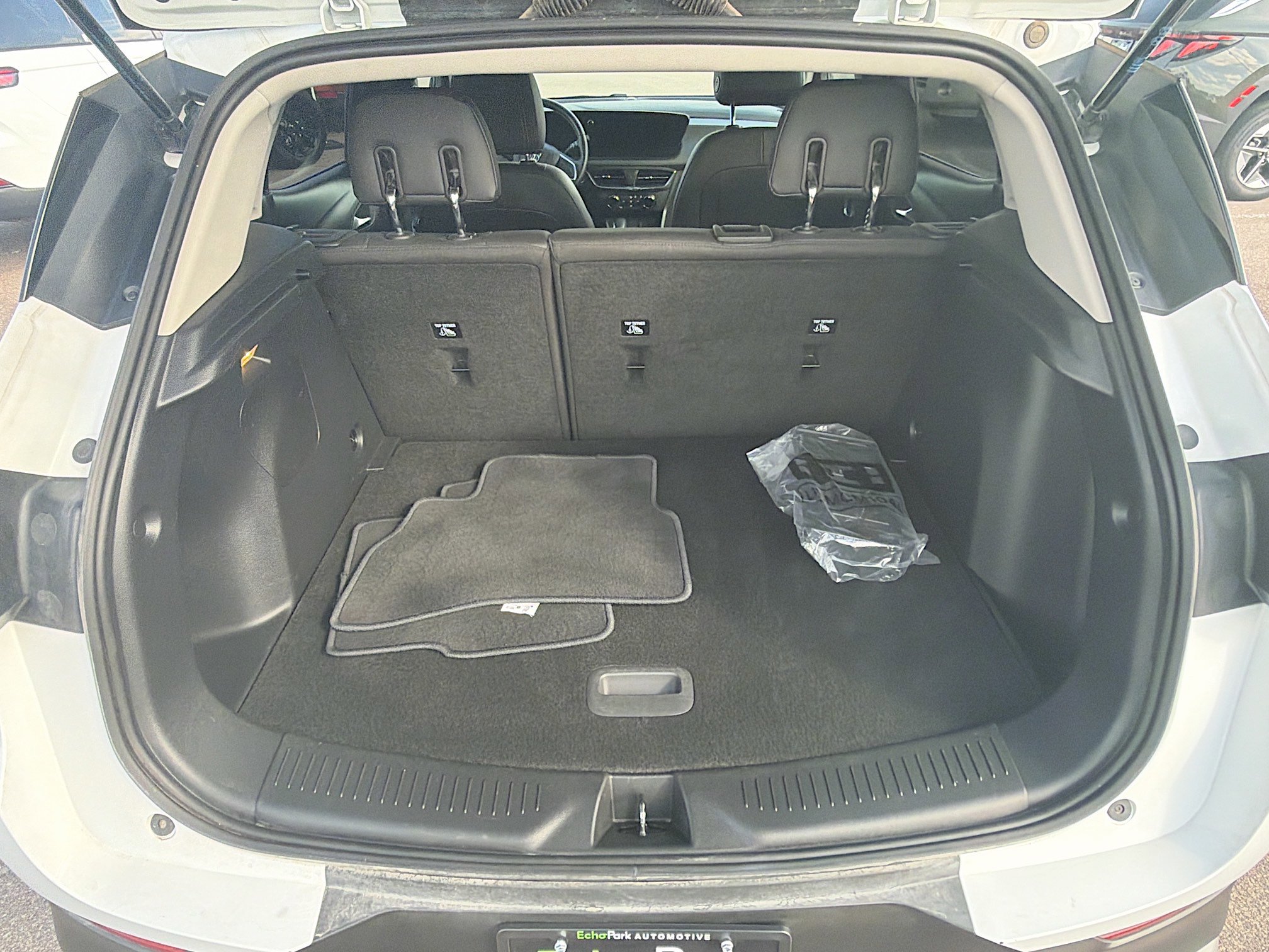Used 2025 Buick Encore GX Preferred AWD/4WD image 27