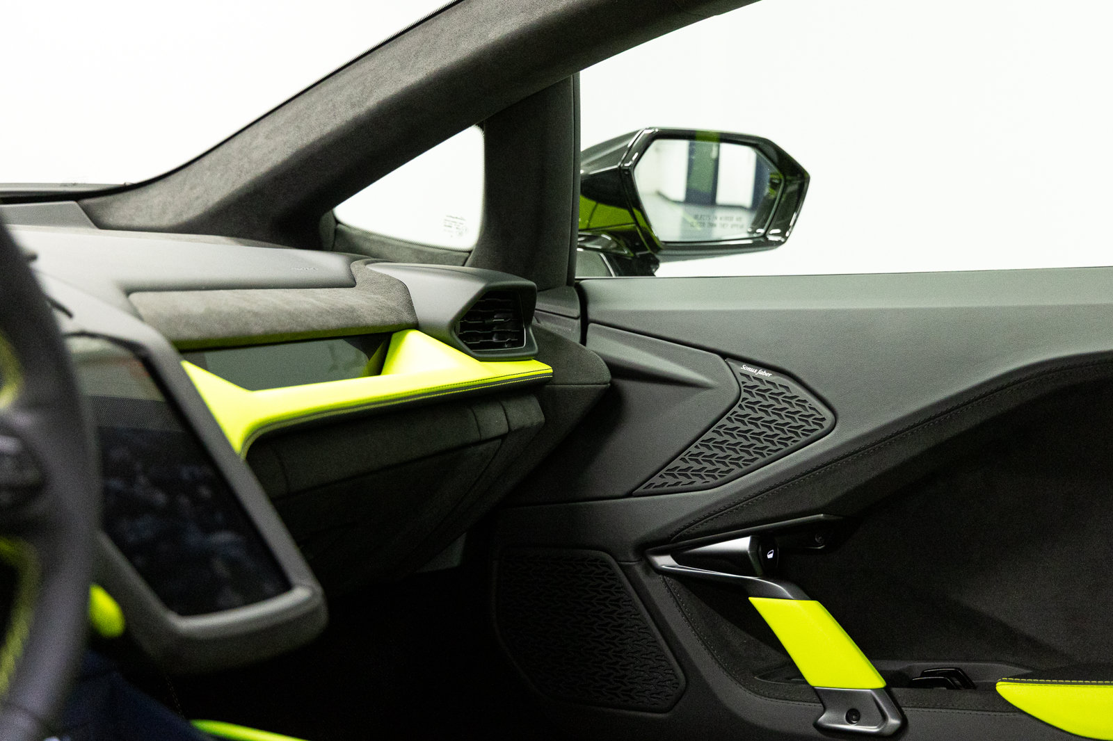 Used 2026 Lamborghini Temerario AWD/4WD image 35