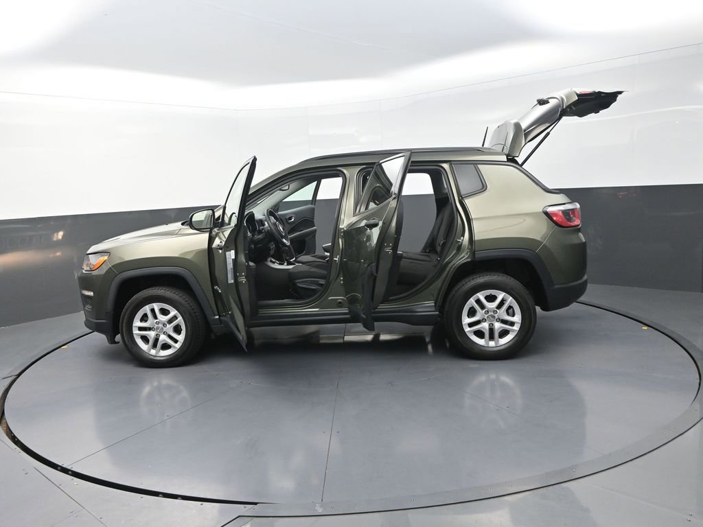 Used 2018 Jeep Compass Sport image 34